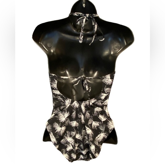 La Blanca High Neck Halter One Piece Swimsuit Peddle Pusher Women’s Size 4 - Picture 3 of 13